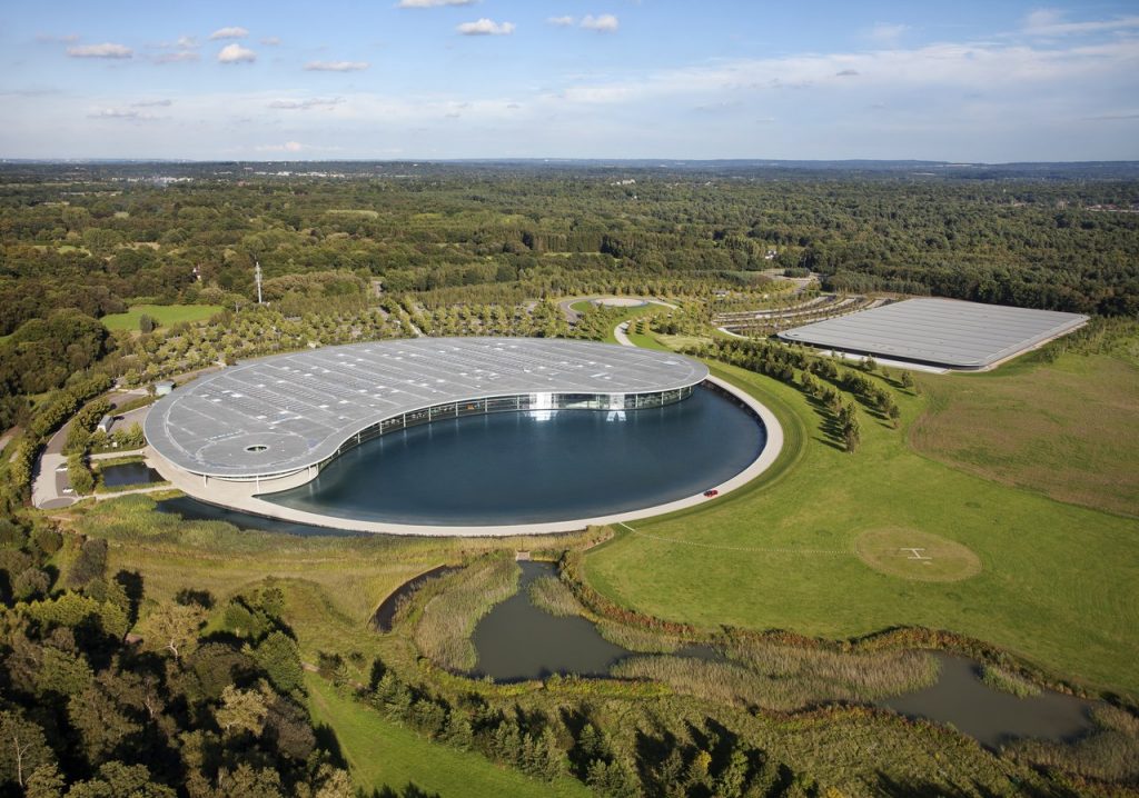 Технологический центр и комплекс McLaren Technology Centre и производственный центр McLaren Automotive